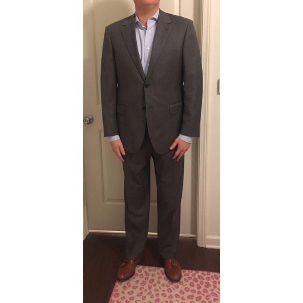 Grey Men’s Suit  (Joseph Bach)